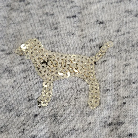 PINK Victoria's Secret Heather Gray V-Neck Tee - Picture 3 of 7